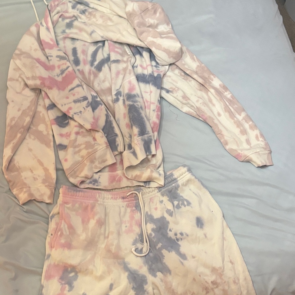 Aeropostale Tie-Dye Jumpsuit in Pink and Blue